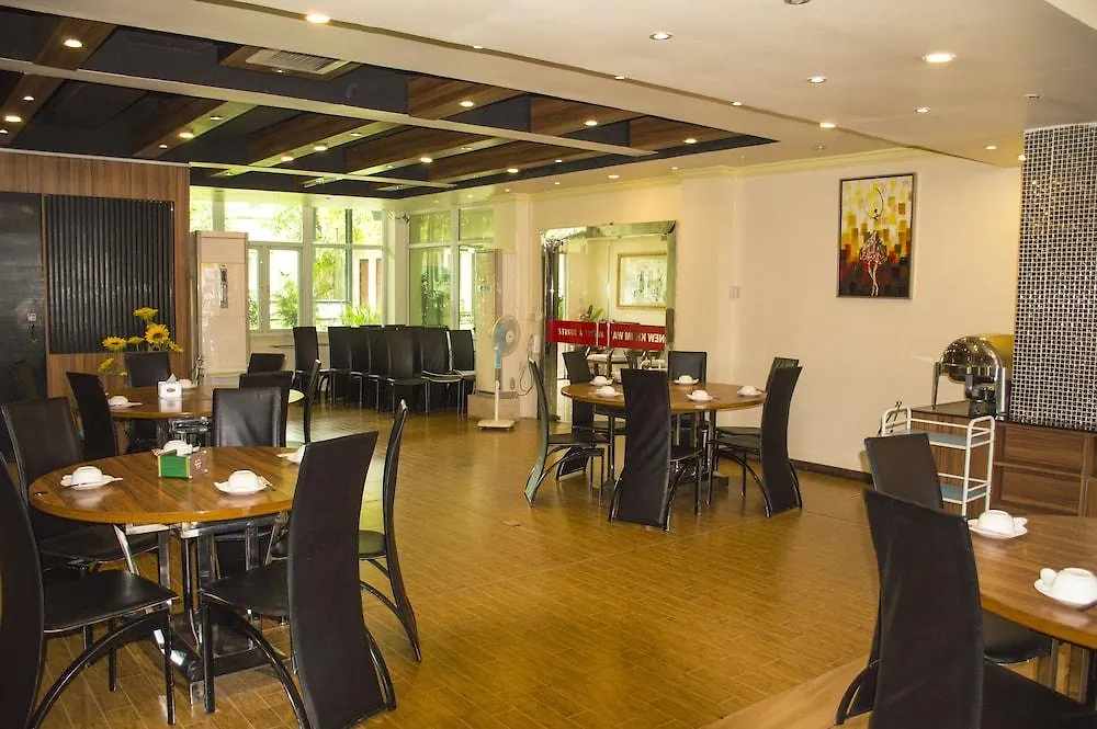 Green Leaf Hotel Yangon